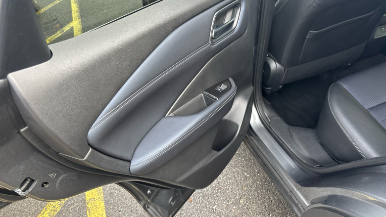 Nissan Qashqai 1.3 DiG-T MH Tekna 5dr Petrol Hatchback